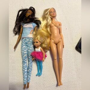Barbie lot 3 dolls